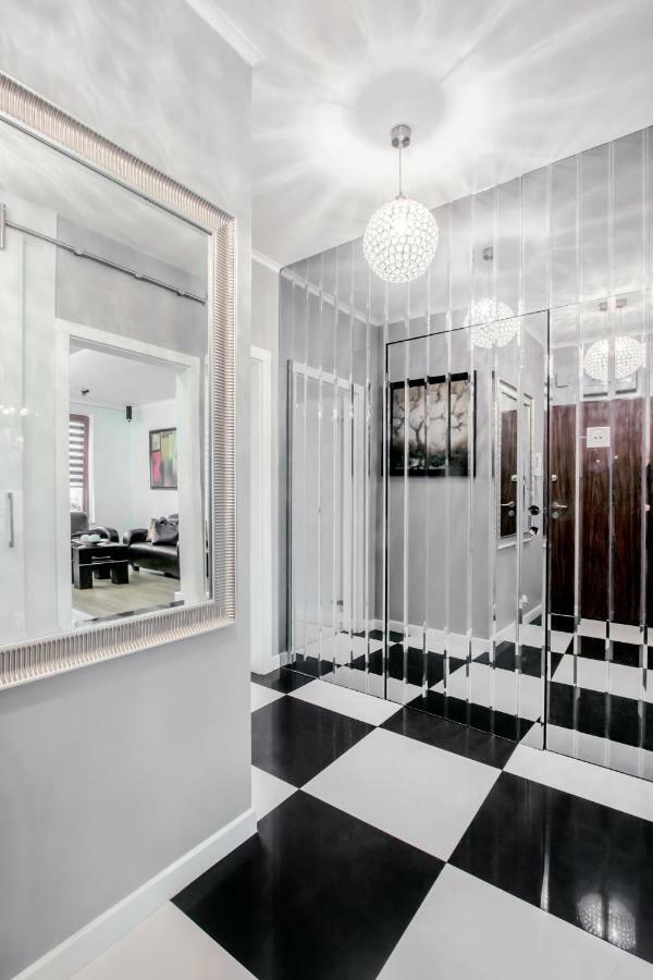 Clicktheflat Luxury Apartment In Warschau Buitenkant foto